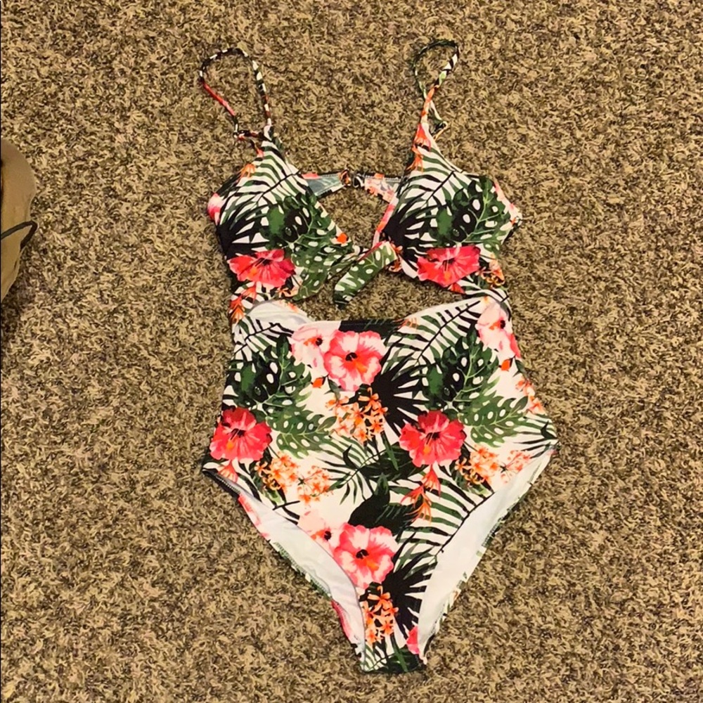 Brand new one piece swimsuit